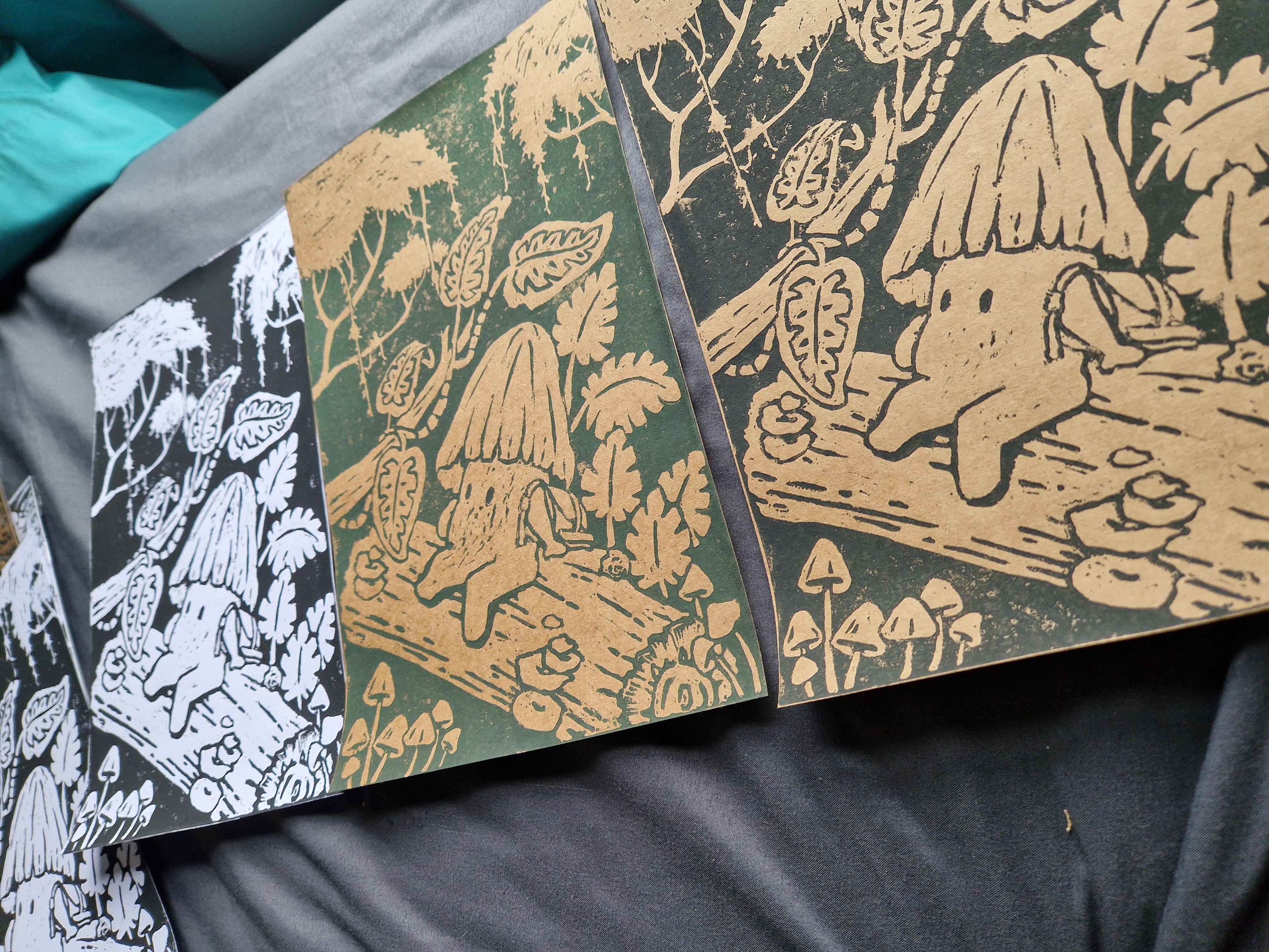 Mushy Traveller - lino print